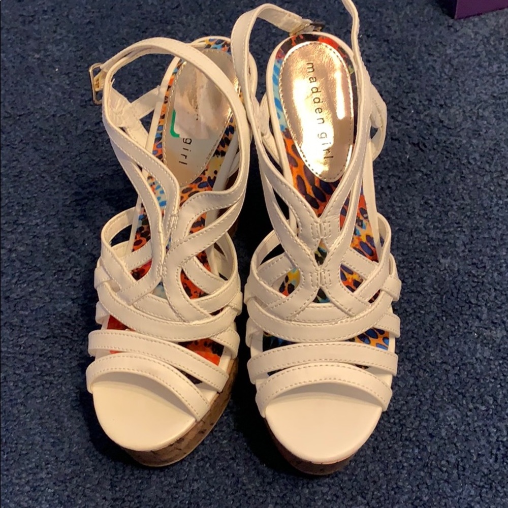 Madden Girl Wedges